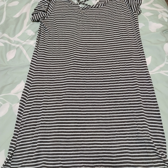 Olivia Rae Monochrome Striped Midi Dress - Picture 1 of 10